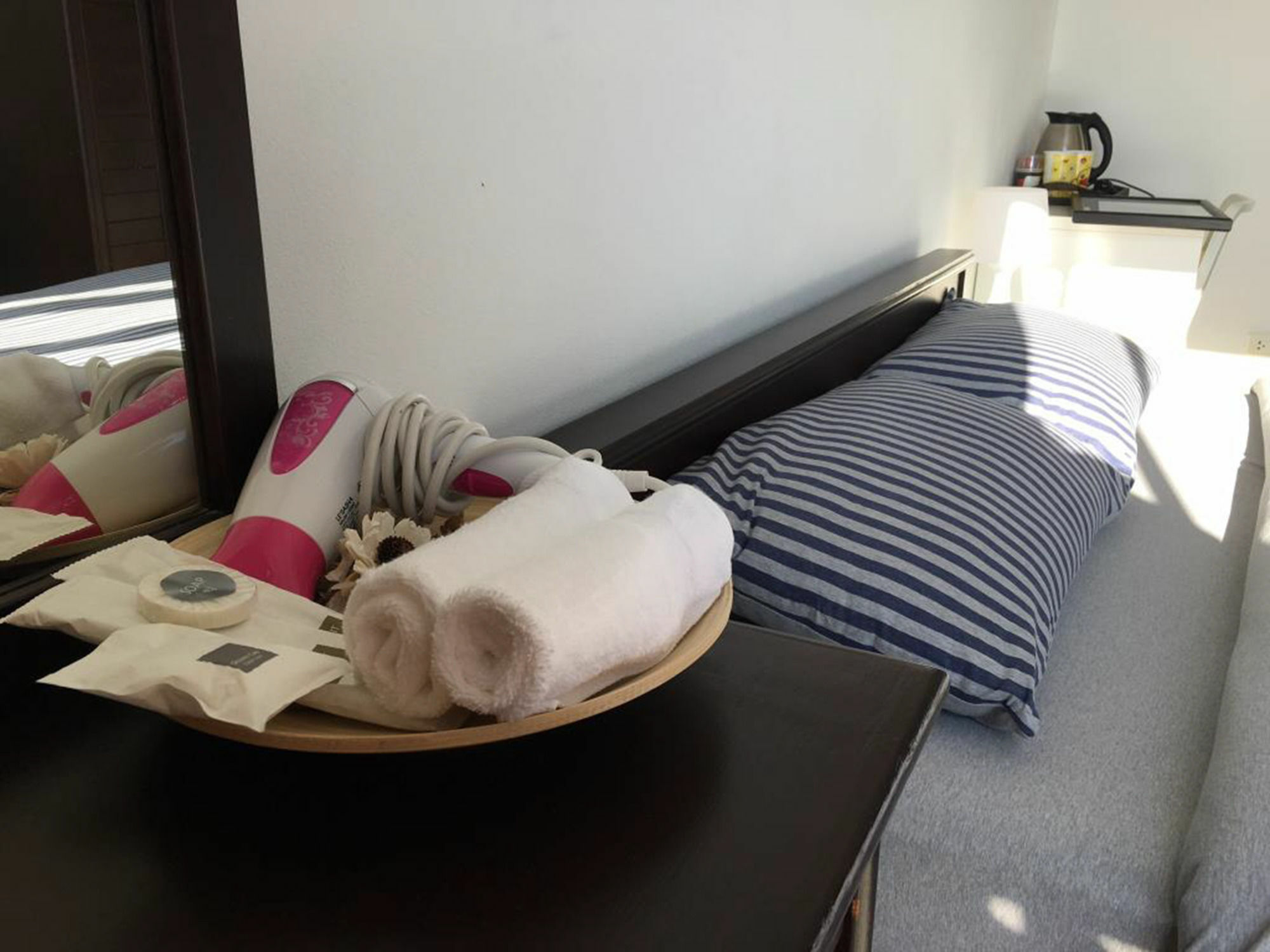 Nice Nap Nai Yang Bagian luar foto